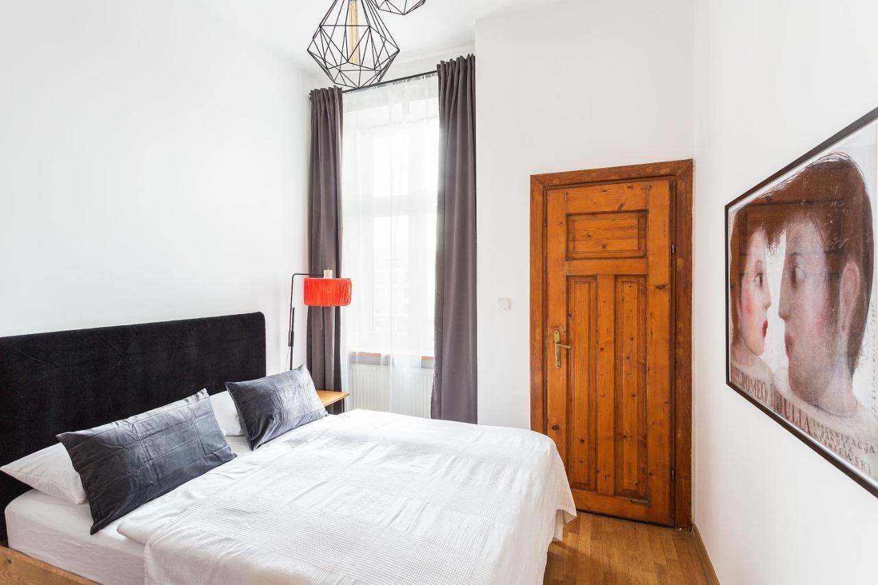 Lupolo Apartament *
