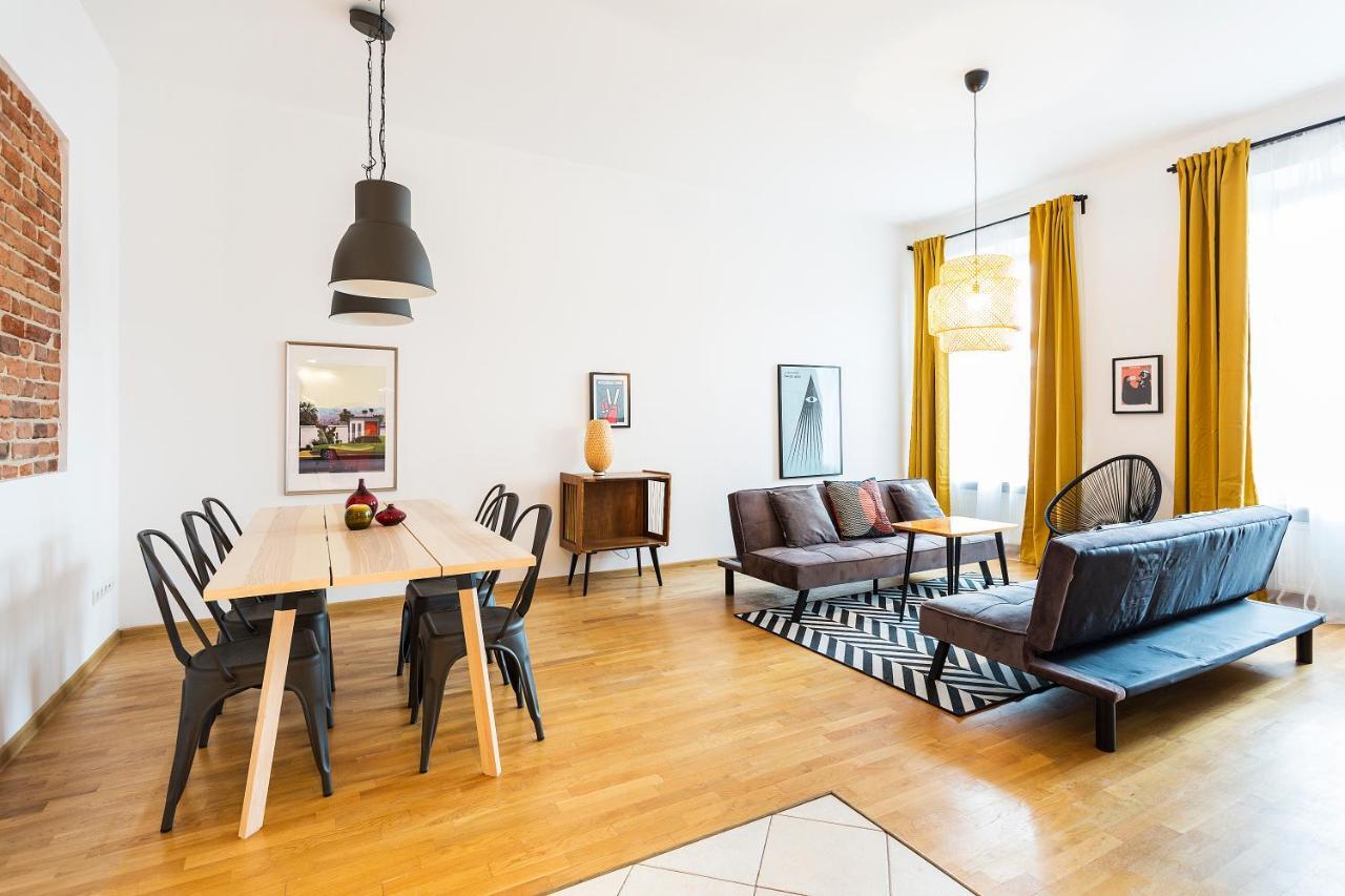 Apartament Lupolo *